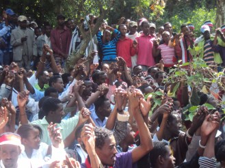 Wal hin gurgurru,Kaayyotti haajabaannu! tokkummaa haachimsinu(Waadaa Dargaggootaa) Wal hin gurgurru,Kaayyotti haajabaannu! tokkummaa haachimsinu(Waadaa Dargaggootaa)